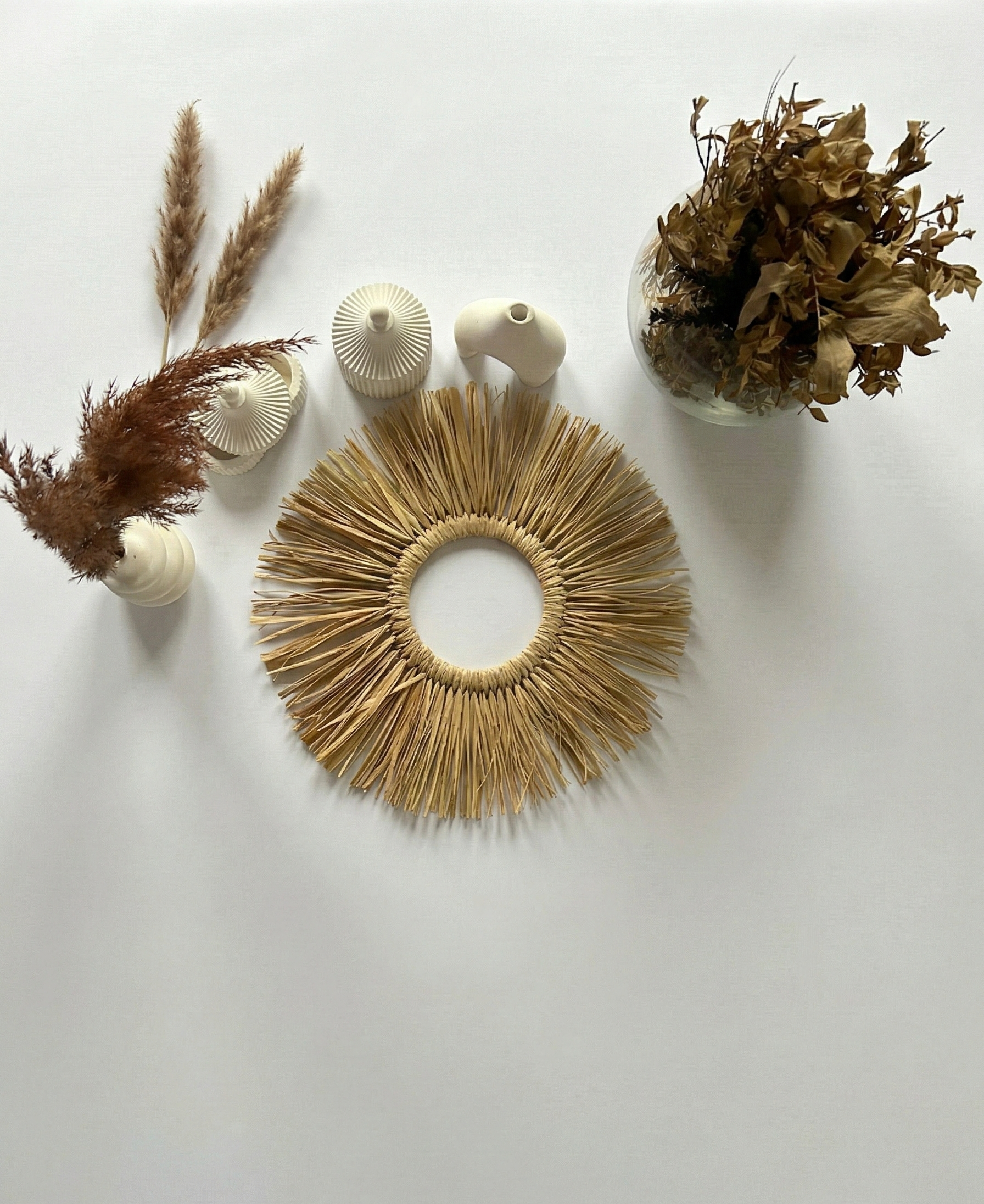 Sade Yuvarlak Rafya Duvar Süsü