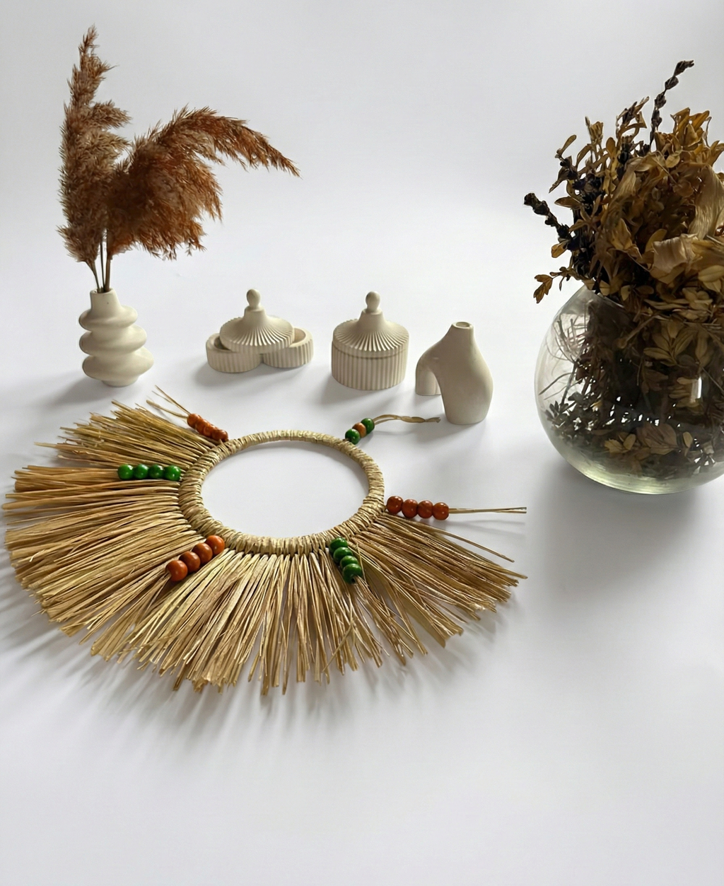 Etnik Renkli Boncuklu Yarım Ay Duvar Süsü