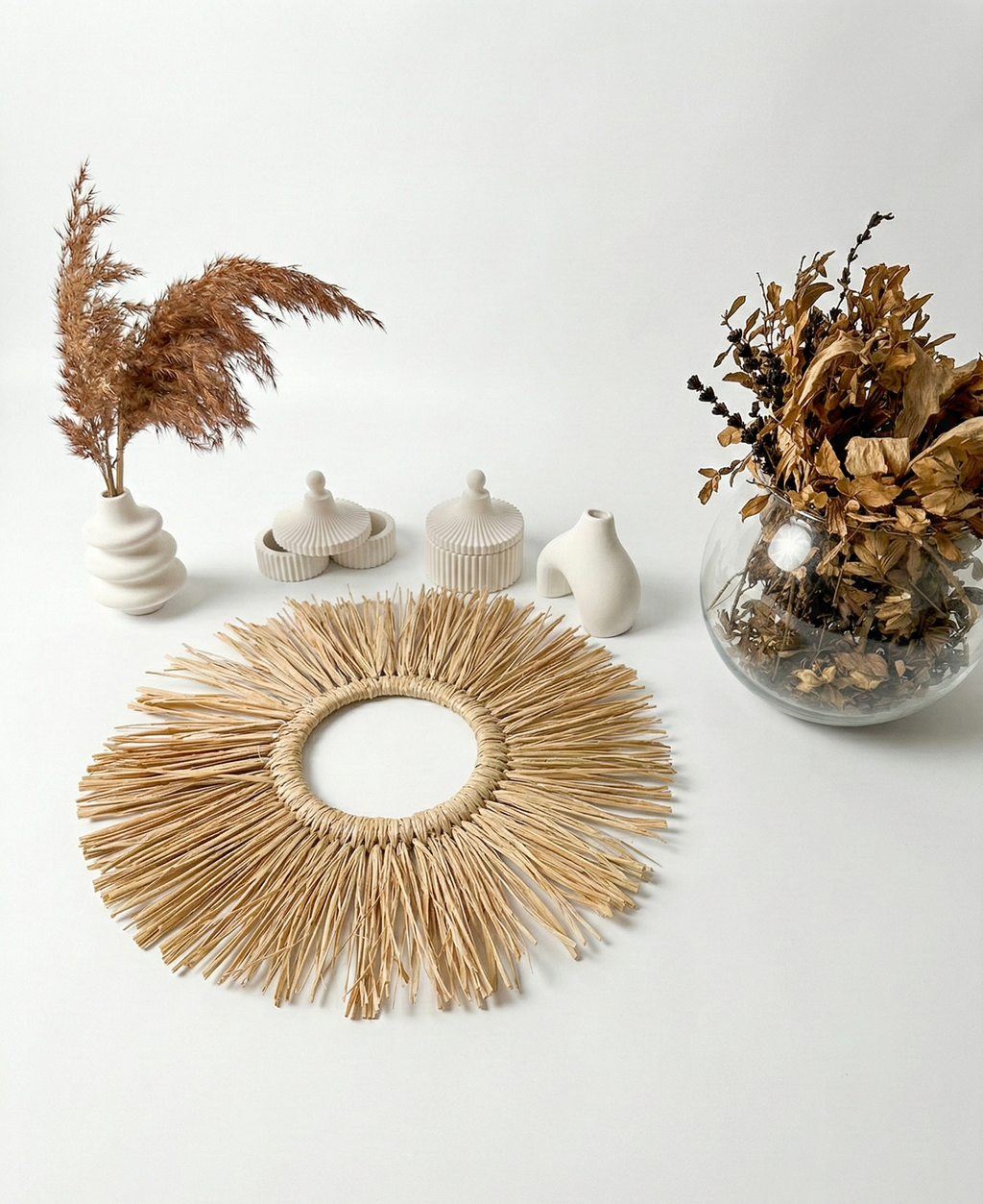 Sade Yuvarlak Rafya Duvar Süsü