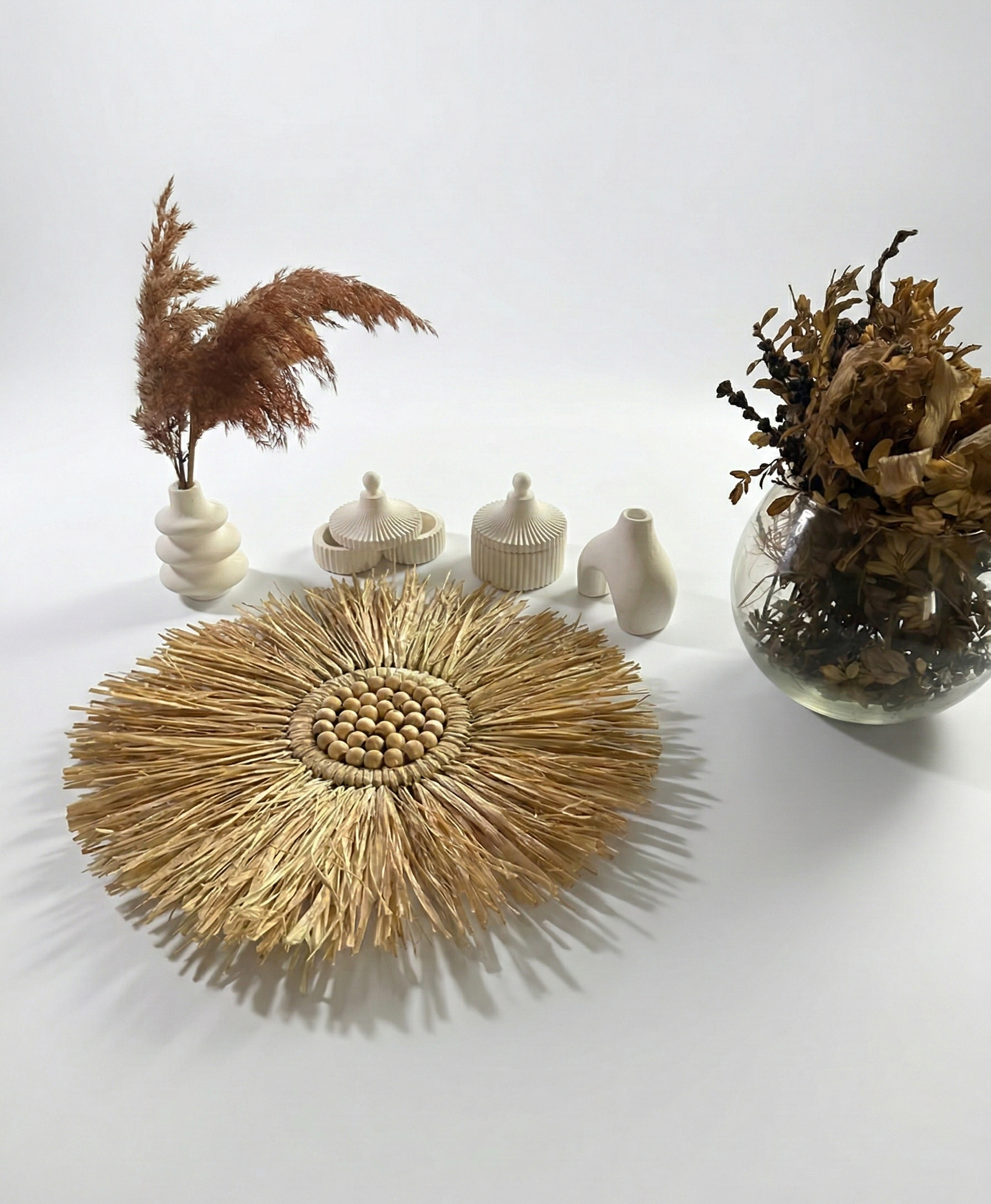 Doğal Ahşap Boncuklu Yuvarlak Rafya Duvar Süsü