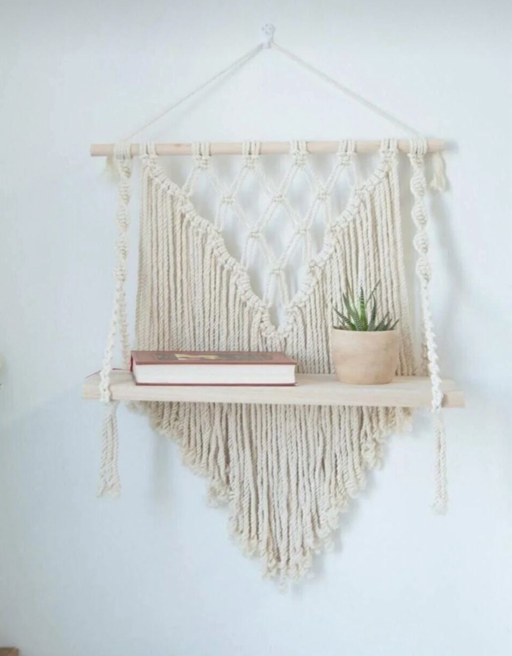 Ahşap Raflı Makrome Duvar Süsü